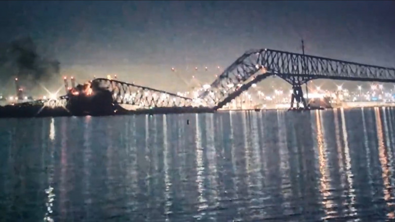 Photo of video | Podul de peste 2 km din Baltimore s-a prăbușit. O operațiune la scară largă de salvare a victimelor este în desfășurare